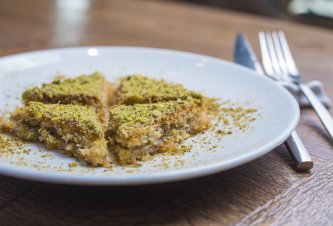 TATLILAR Kadayıf   500  -800  kcal Gluten Süt fıstık Tereyağ