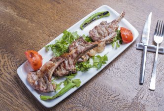 Kebaplar Kuzu Pirzola 300g 250-320kcal Alerjen içermez
