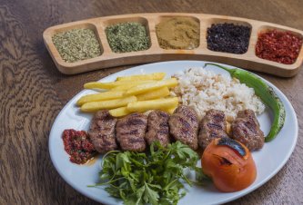 Kebaplar Izgara Köfte 200g 450-700kcal  Gluten