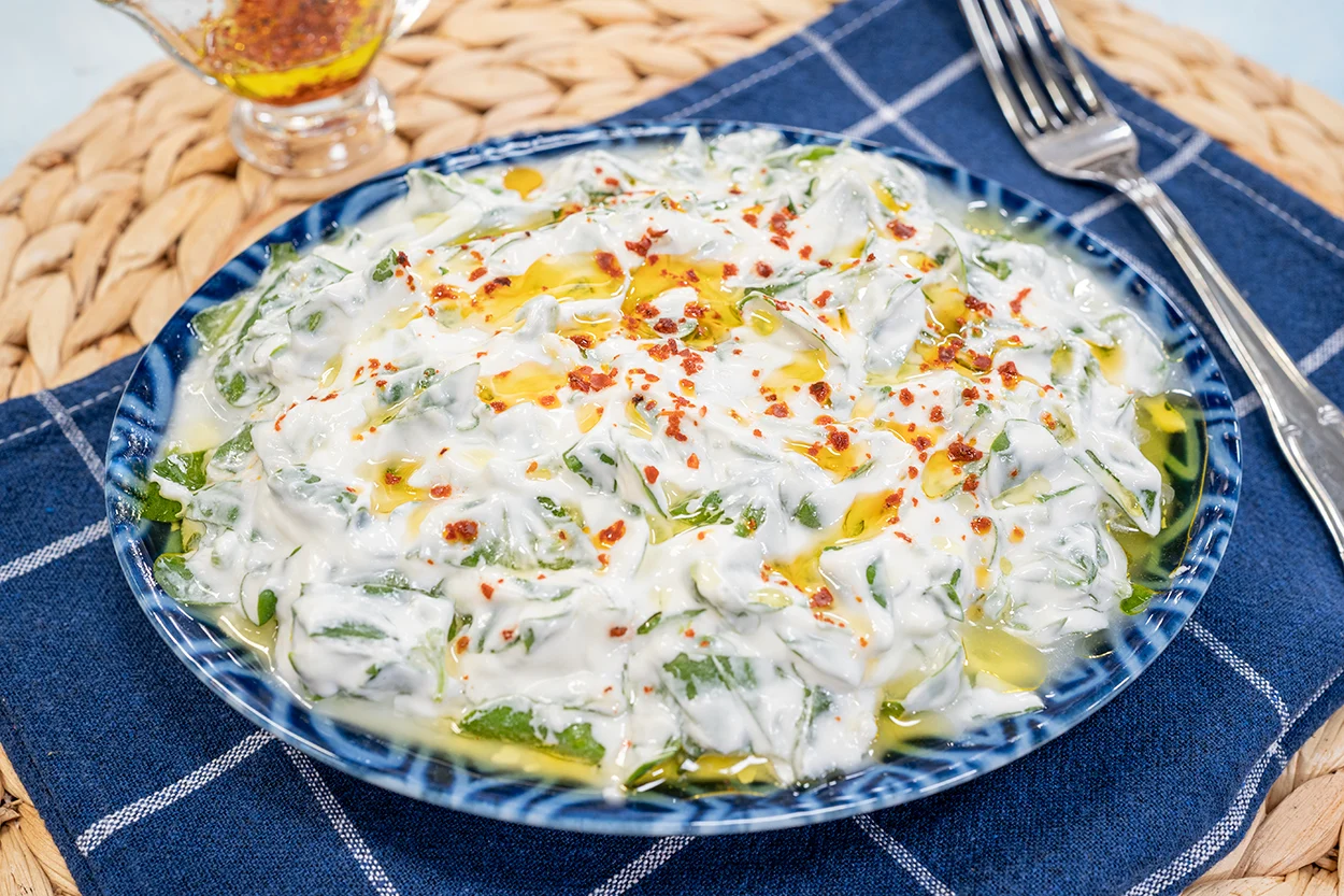MEZELER Yoğurtlu Semizotu 100-180 kcal Süt ve süt ürünleri